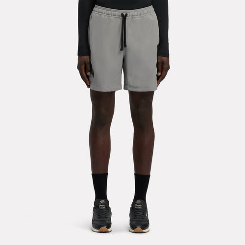 RBK.B 7" Stretch Woven Shorts