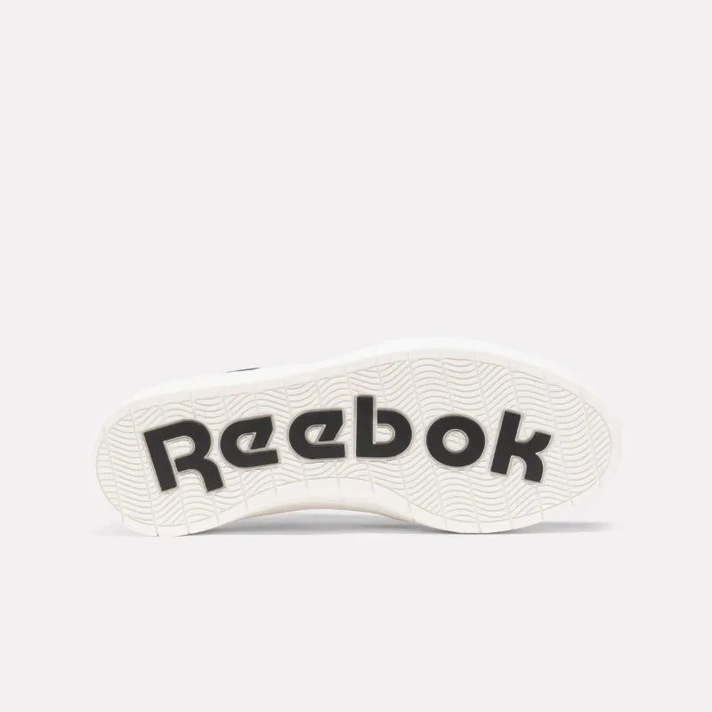 Court Advance Surge Women's Sneakers