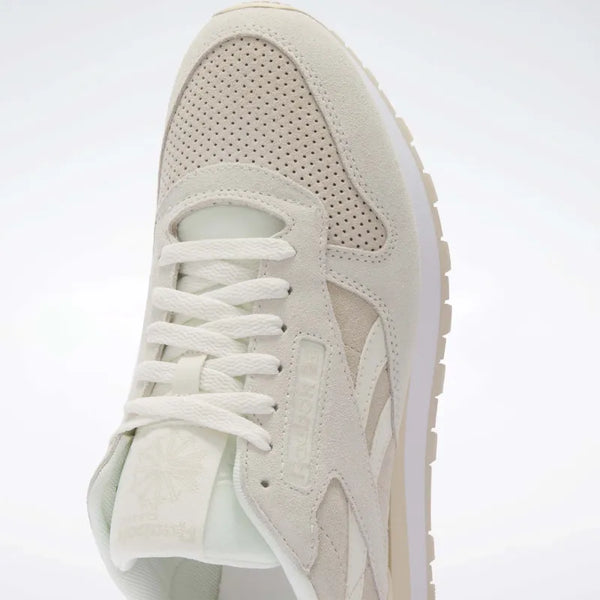 Classic Leather Unisex Sneakers