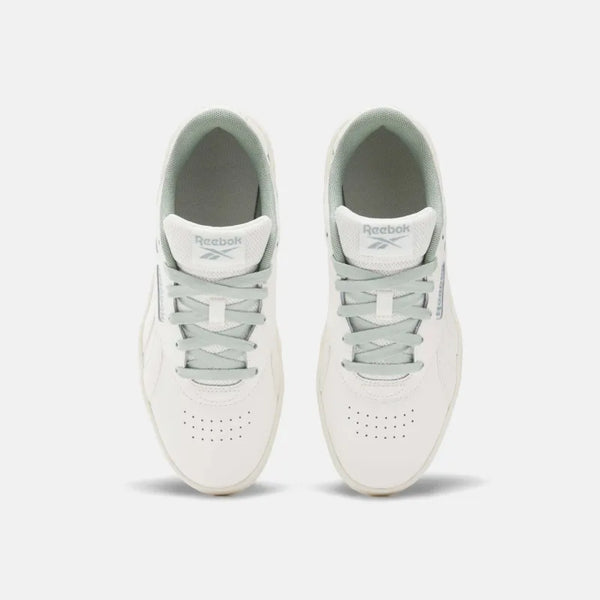 Court Advance Surge Women's Sneakers