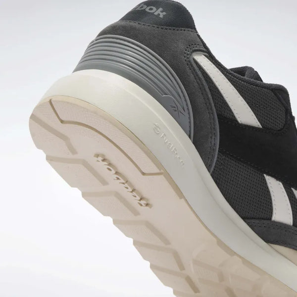 GL1100 Unisex Sneakers