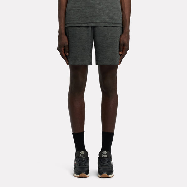 ID Train 9" Knit Short