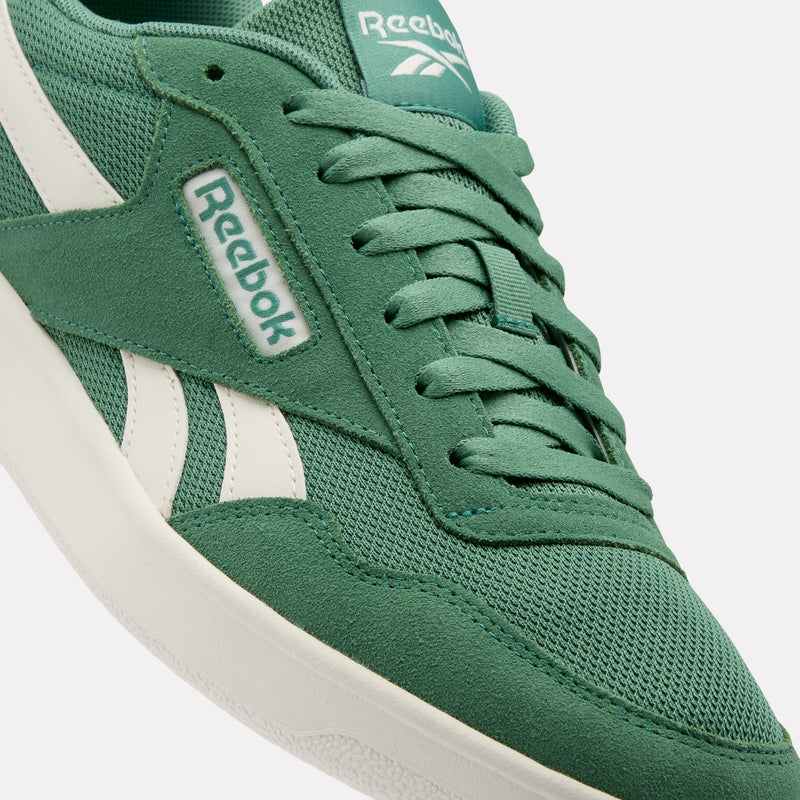 Court Advance Sneakers