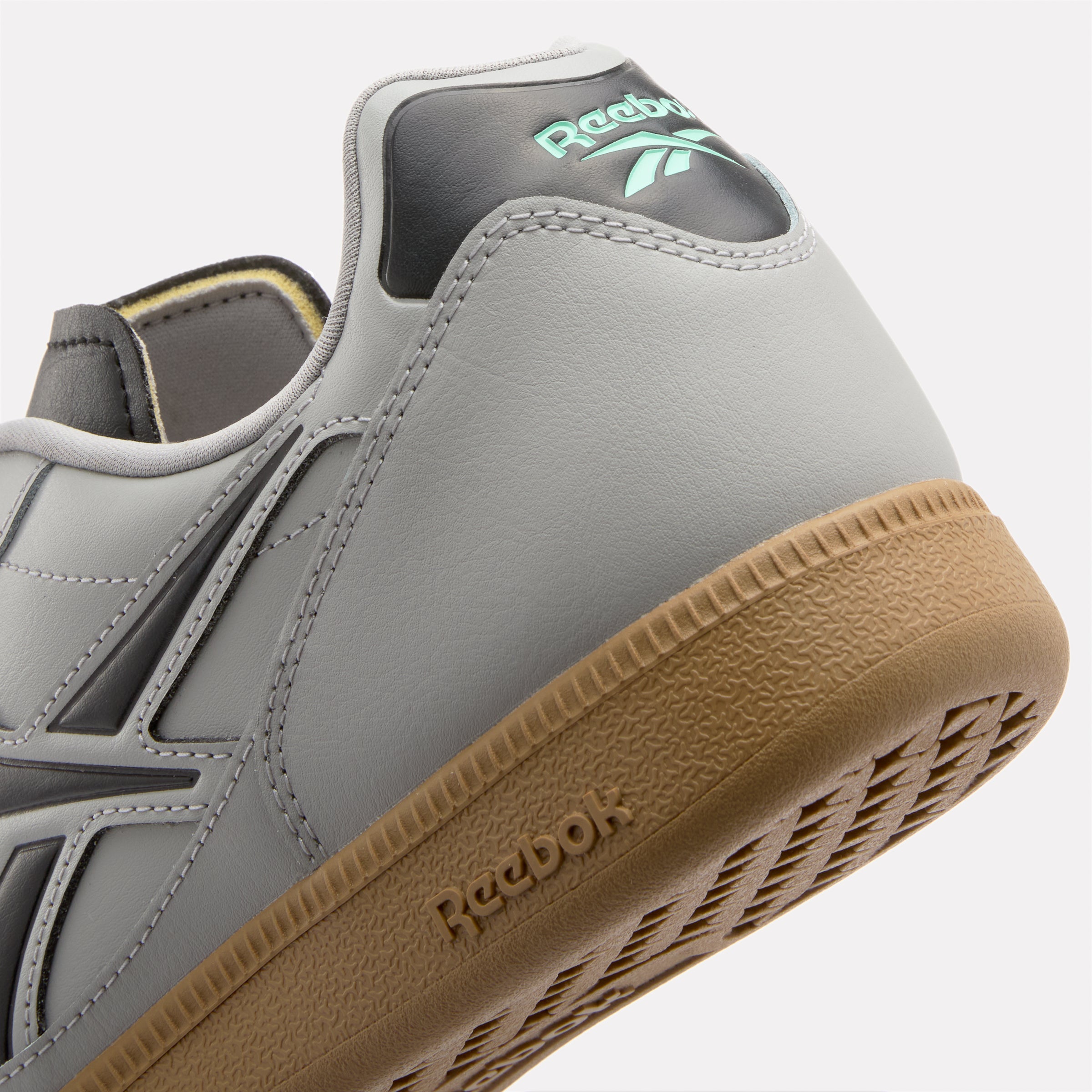 Reebok Finale Trainers