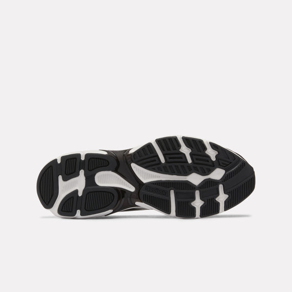 Premier Road Control Sneakers