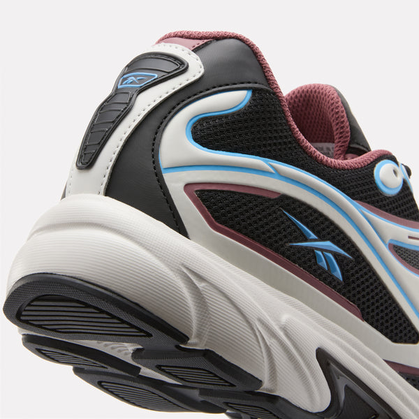 Premier Road Control Sneakers