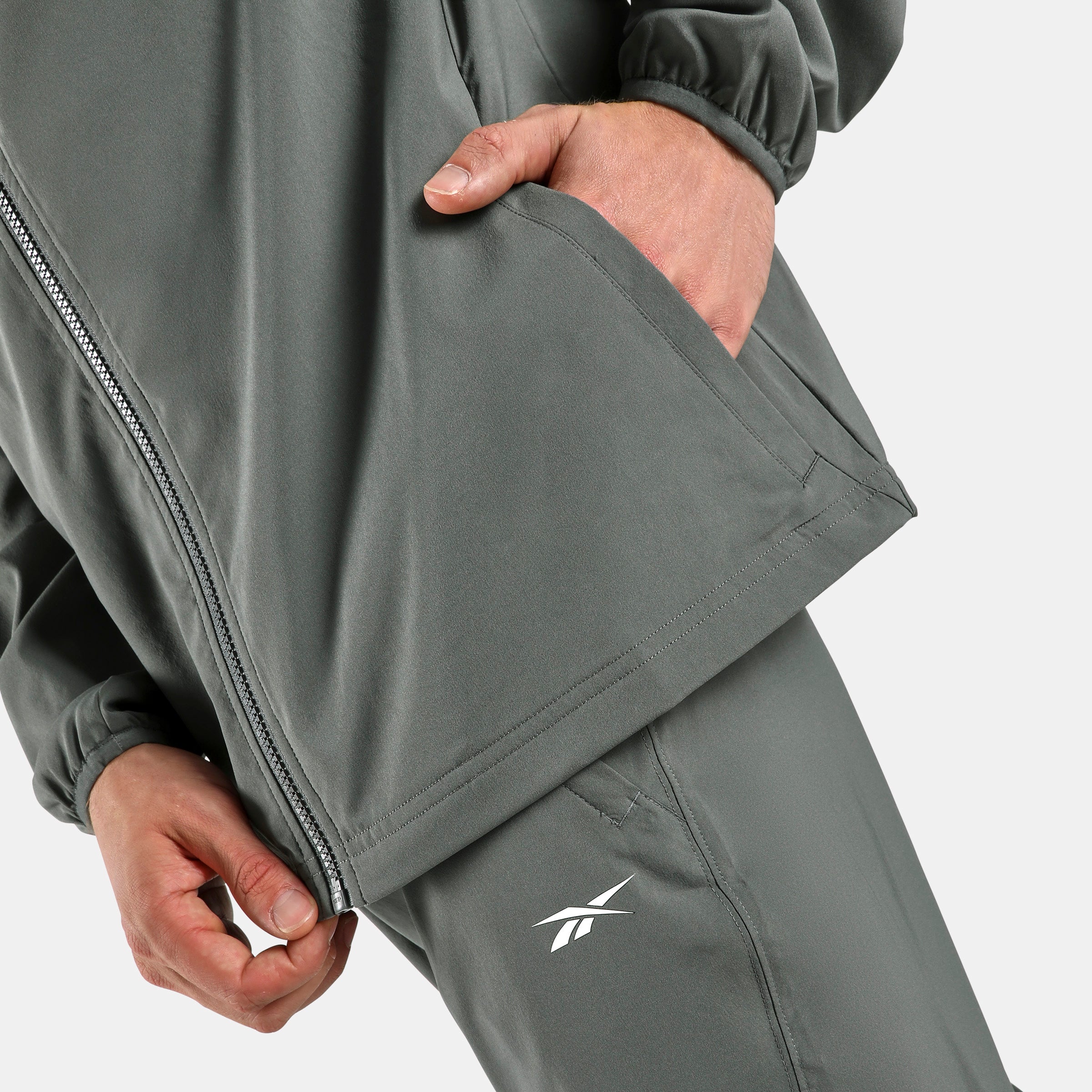 Reebok ID Train Woven Jogger Pants