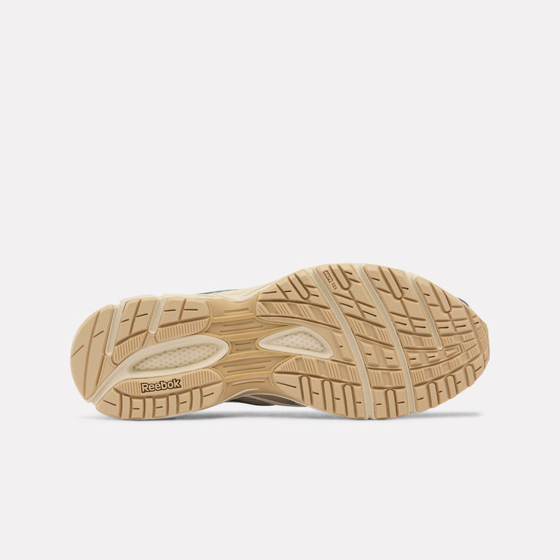 Premier Road Ultra Sneakers