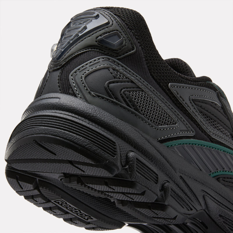 Premier Road Ultra Sneakers