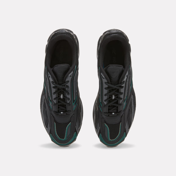 Premier Road Ultra Sneakers