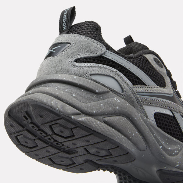 Charge Run Men's Sneakers