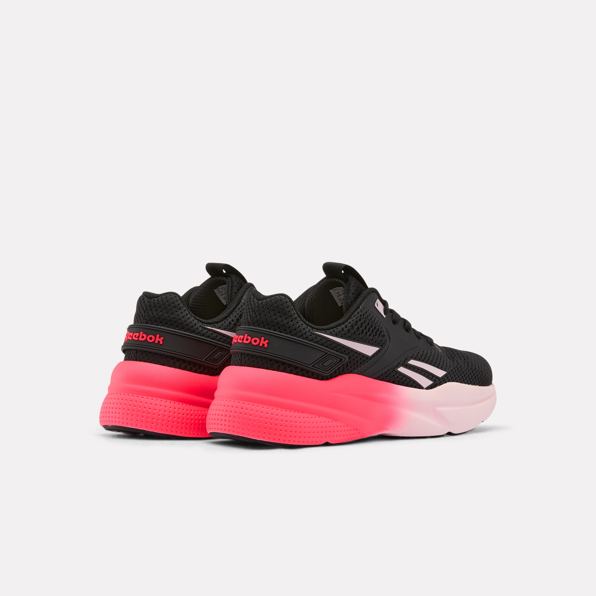 Reebokフリル付き黒とピンクのテニスウェア Reebok Relora Women's Running Shoes