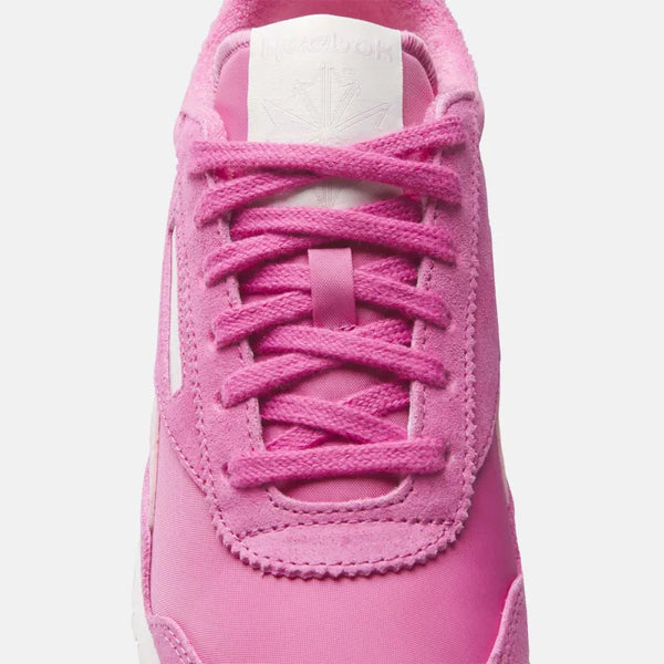 Classic AZ Women's Sneakers
