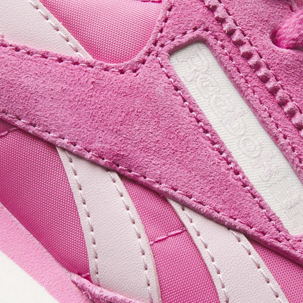 Classic AZ Women's Sneakers