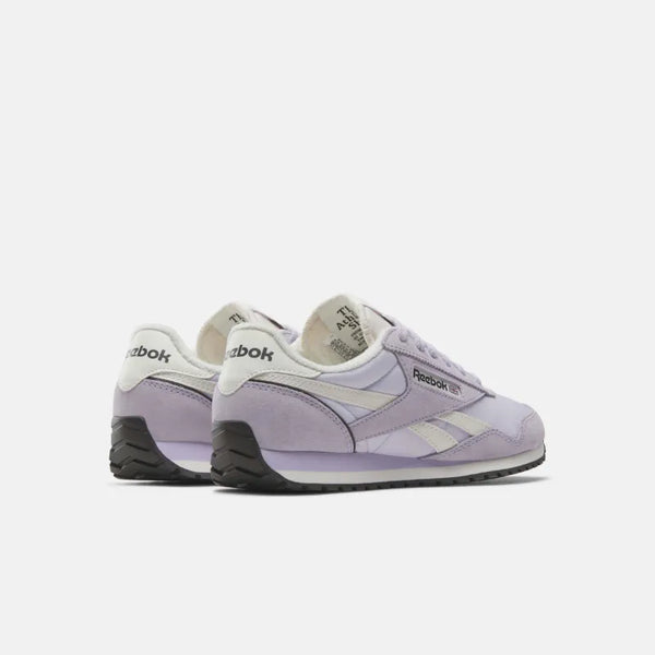 Classic AZ Women's Sneakers