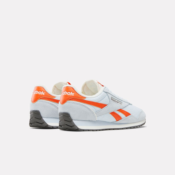 Classic AZ Womens Sneaker