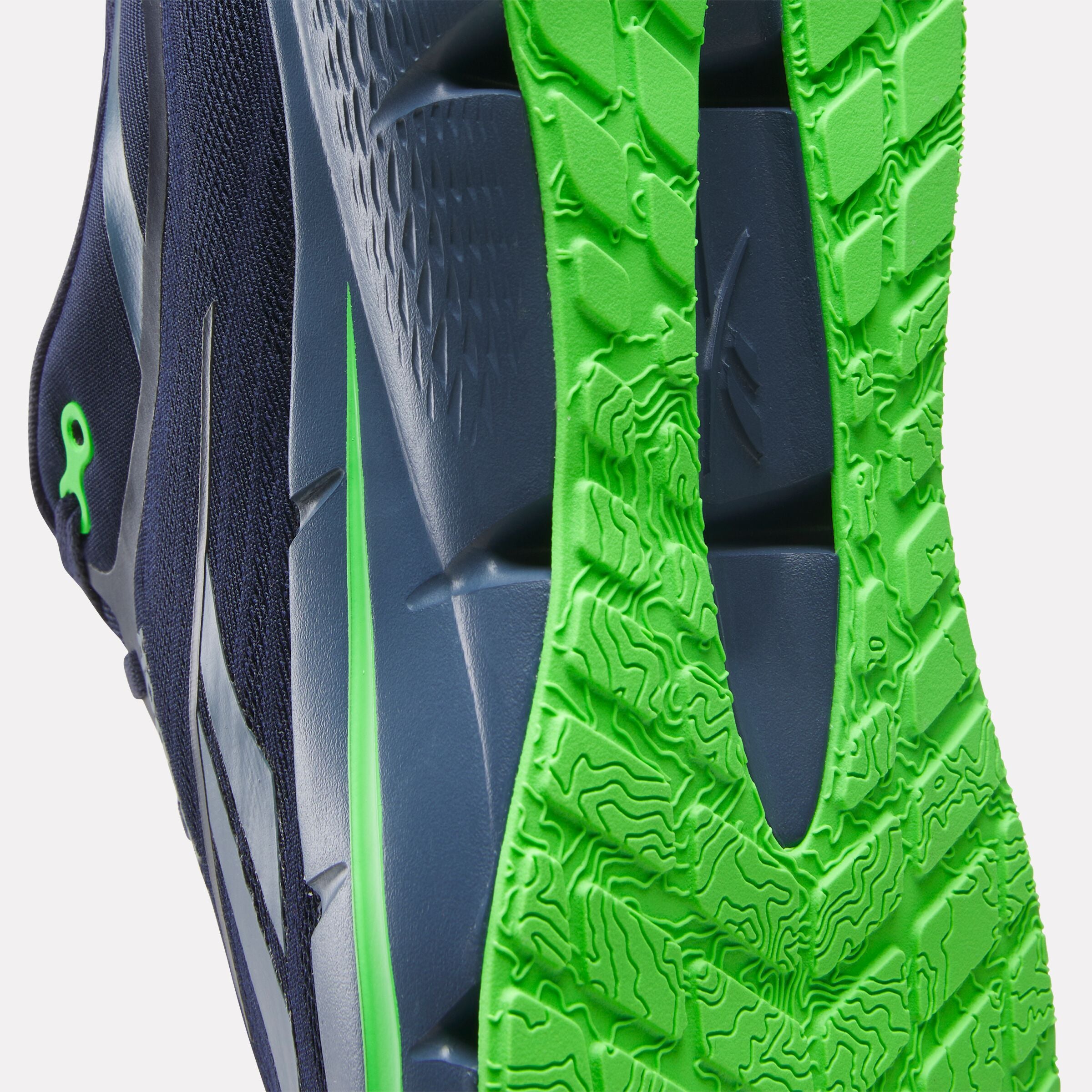 ※Rian ZAPŁON – Reebok EU