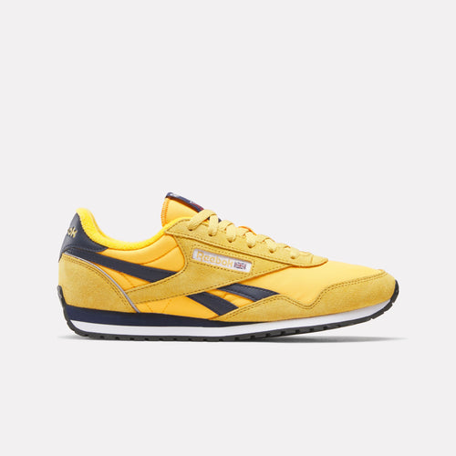 Classic AZ Sneaker