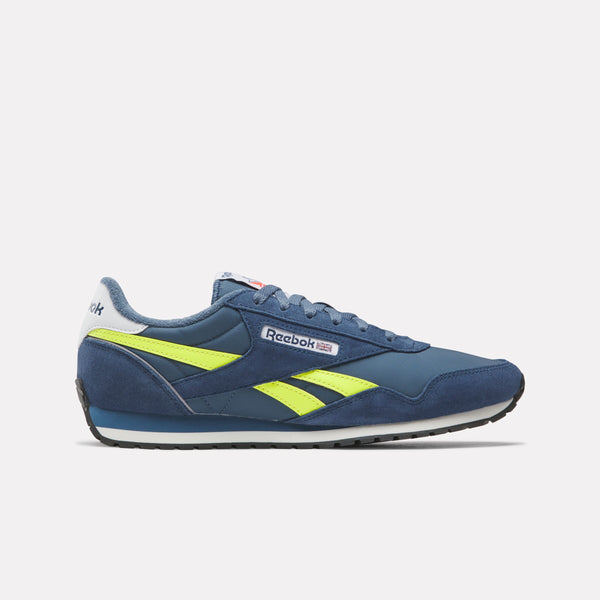 Classic AZ Unisex Sneaker