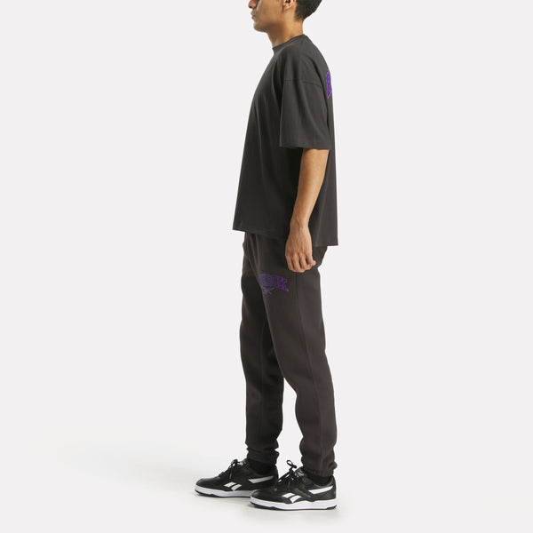 Varsity Arch Fleece Jogger Pants