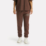 Varsity Arch Fleece Jogger Pants
