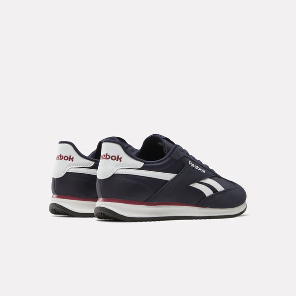 World 70 Sneakers