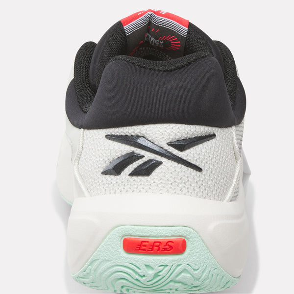 Engine A 26 SE Basketball Shoes