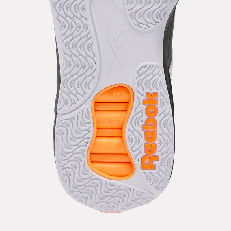 Engine A Pump Basketball Scarpe