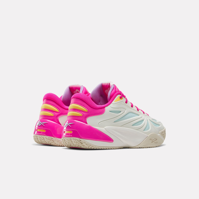 Scarpe da Basket Barbie x Angel Reese 1