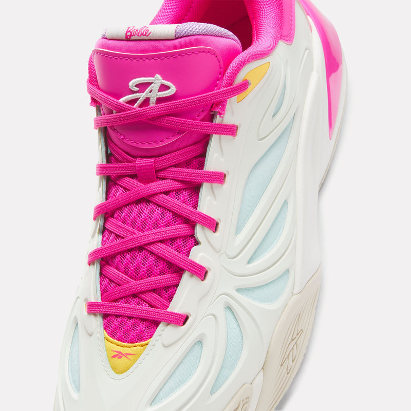 Scarpe da Basket Barbie x Angel Reese 1